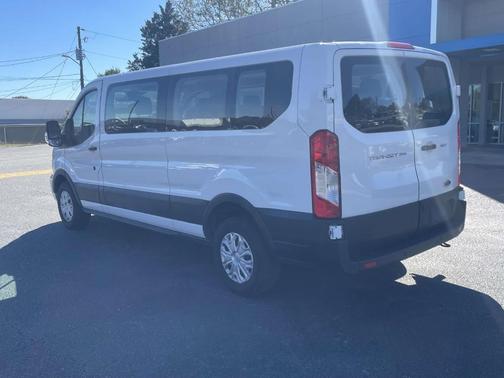 2022 Ford Transit-350 XLT