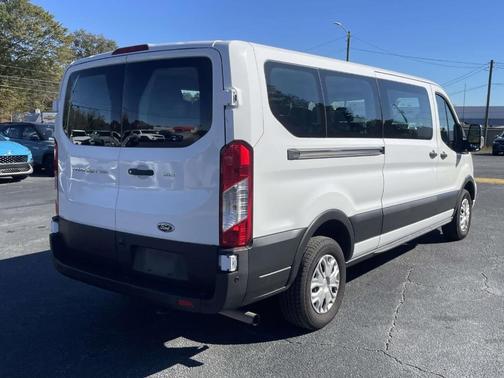 2022 Ford Transit-350 XLT