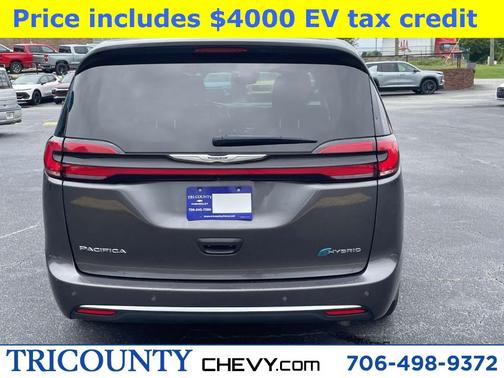 2023 Chrysler Pacifica Hybrid Touring L