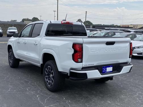 2024 Chevrolet Colorado LT