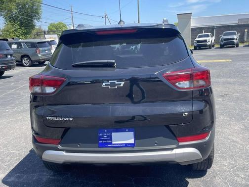 Black Metallic 2025 Chevrolet Trailblazer LT