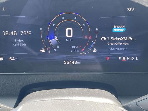 Summit White 2025 Chevrolet Traverse LT