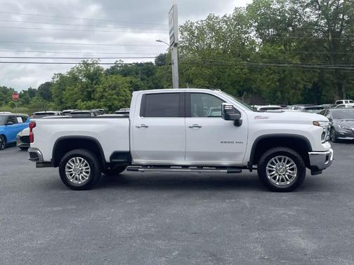 2024 Chevrolet Silverado 2500 LTZ