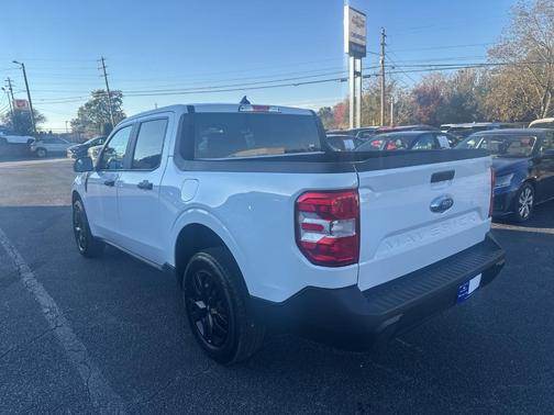 2022 Ford Maverick XL