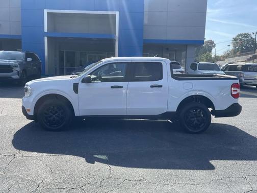 2022 Ford Maverick XL