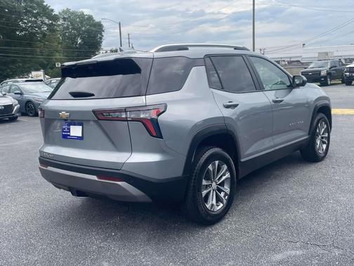Sterling Gray Metallic 2025 Chevrolet Equinox LT