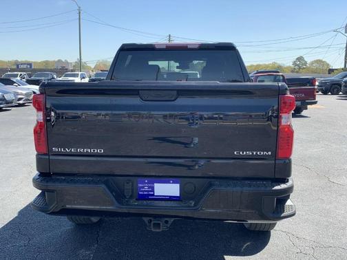 2022 Chevrolet Silverado 1500 Custom