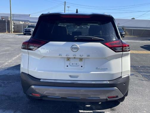 2022 Nissan Rogue SL