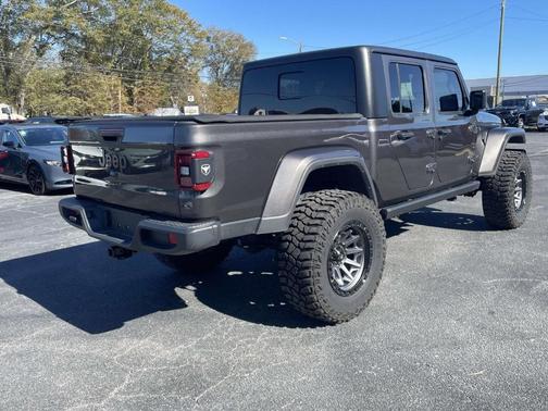 2024 Jeep Gladiator Sport