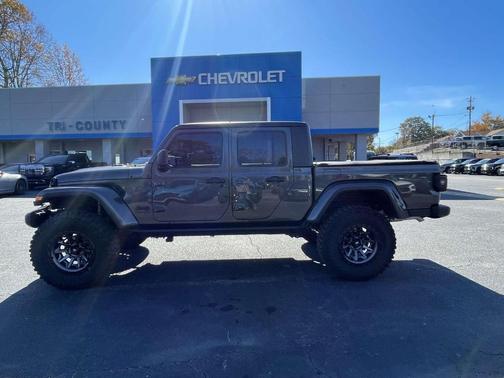 2024 Jeep Gladiator Sport