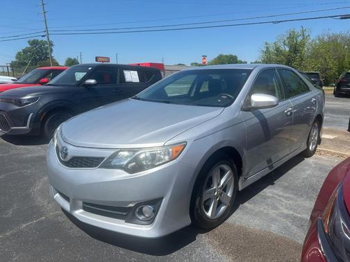 2014 Toyota Camry SE