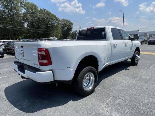 2024 RAM 3500 Laramie