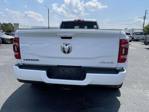 2024 RAM 3500 Laramie