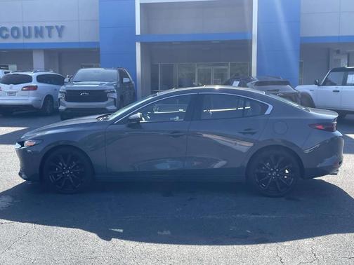 2025 Mazda Mazda3 2.5 S Carbon Edition