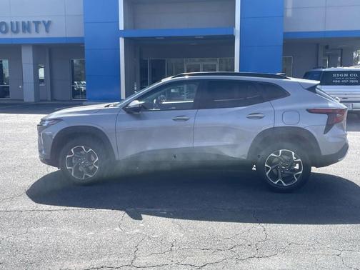 2024 Chevrolet Trax LT