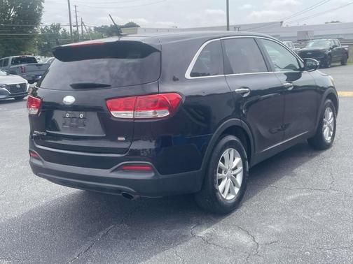 Ebony Black 2017 Kia Sorento L