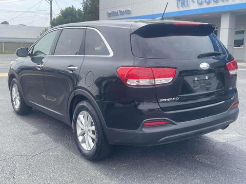 Ebony Black 2017 Kia Sorento L