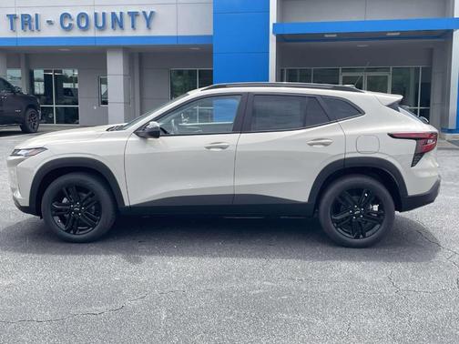 White 2026 Chevrolet Trax ACTIV