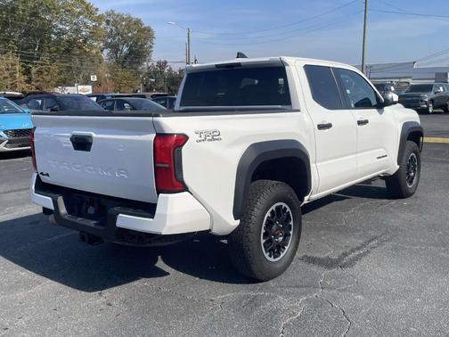 2024 Toyota Tacoma TRD Off Road