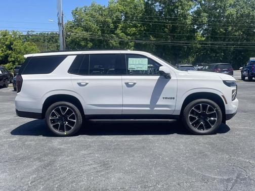 Summit White 2026 Chevrolet Tahoe RST