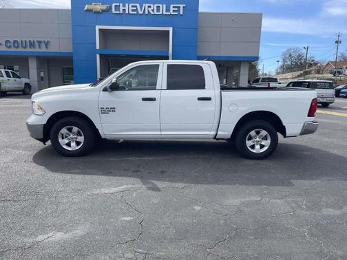 2023 RAM 1500 Classic SLT