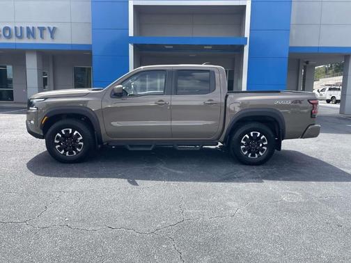 2023 Nissan Frontier PRO-4X