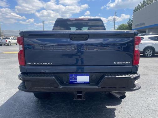 2022 Chevrolet Silverado 2500 Custom