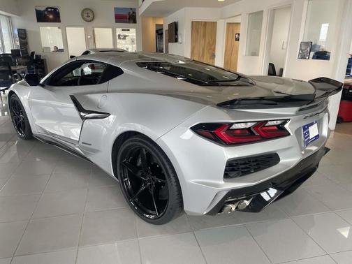 2026 Chevrolet Corvette E-Ray