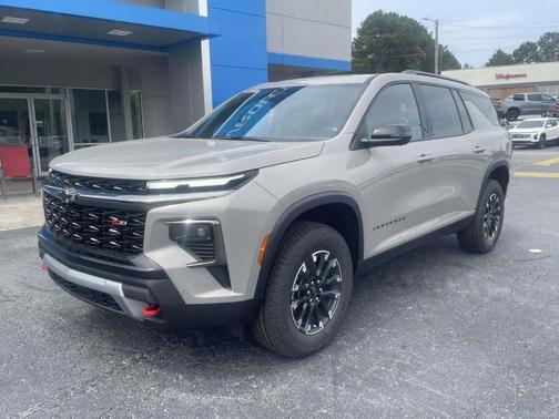 Sandstone 2026 Chevrolet Traverse Z71