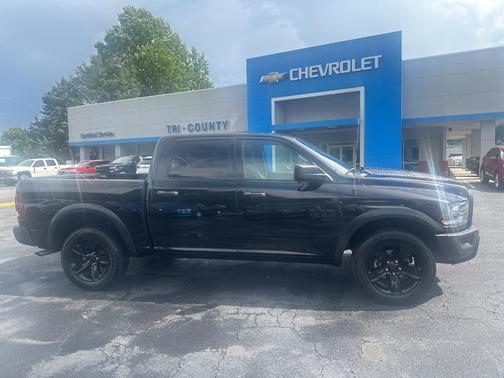 2024 RAM 1500 Classic SLT