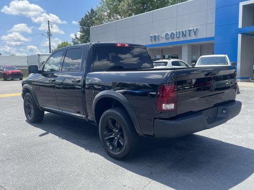 2024 RAM 1500 Classic SLT