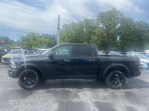 2024 RAM 1500 Classic SLT