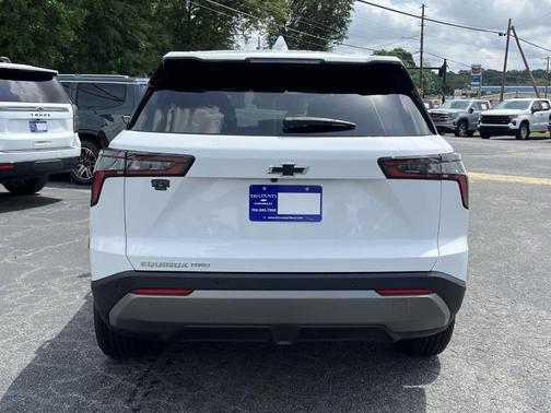 Summit White 2025 Chevrolet Equinox LT