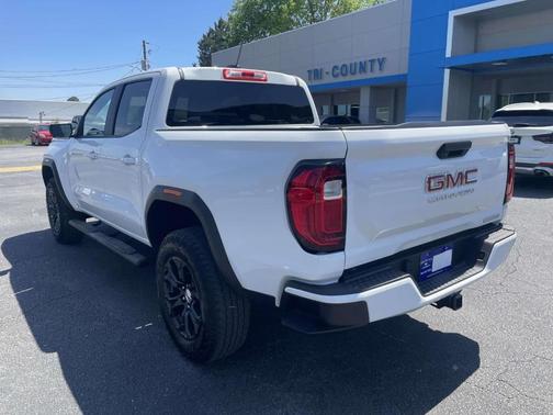 Summit White 2023 GMC Canyon Elevation