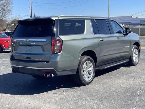 2023 Chevrolet Suburban Premier