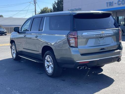 2023 Chevrolet Suburban Premier