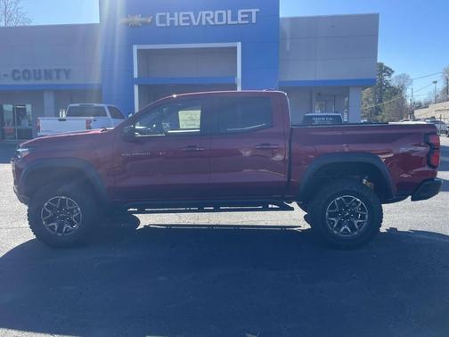 Radiant Red 2026 Chevrolet Colorado ZR2