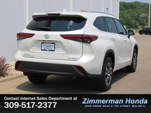 2021 Toyota Highlander XLE