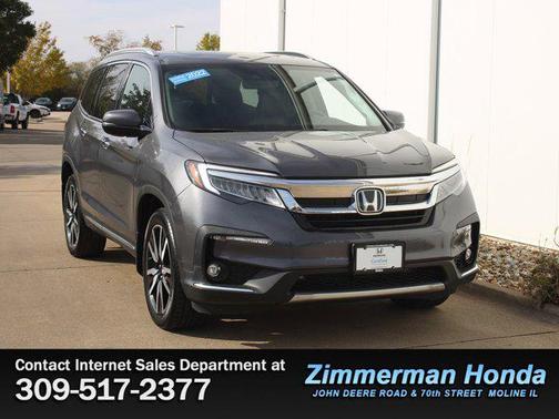 2022 Honda Pilot Touring 8-Passenger