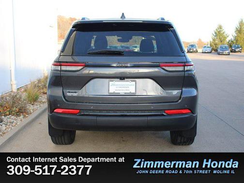 2022 Jeep Grand Cherokee Altitude