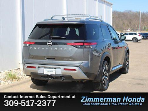 2025 Nissan Pathfinder Platinum FWD
