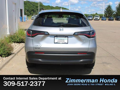 Lunar Silver Metallic 2025 Honda HR-V LX