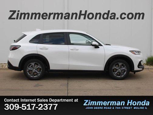 Platinum White Pearl 2027 Honda HR-V LX