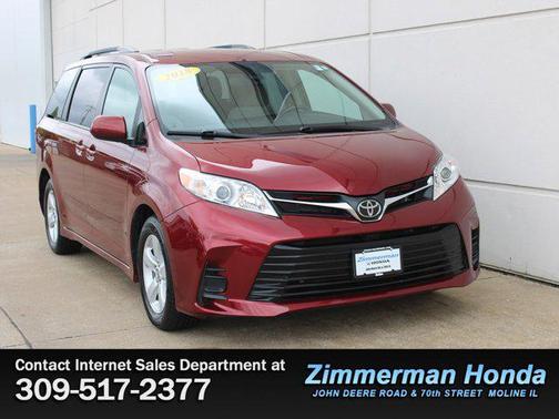 2018 Toyota Sienna LE