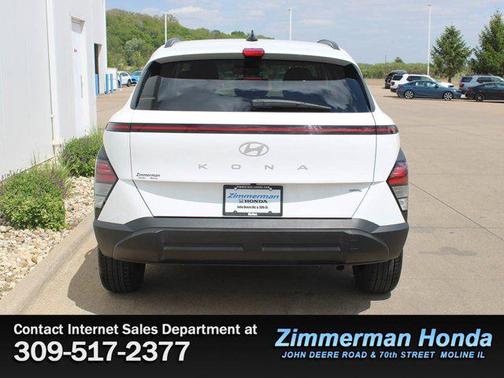Atlas White 2024 Hyundai KONA SEL