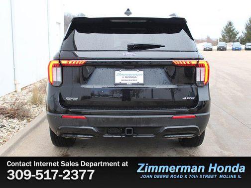 2025 Ford Explorer ST-Line