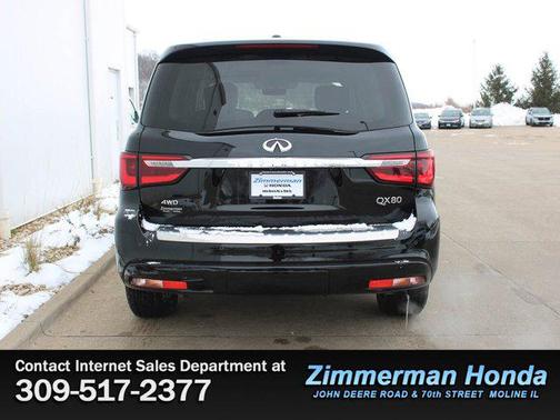 2022 INFINITI QX80 Luxe