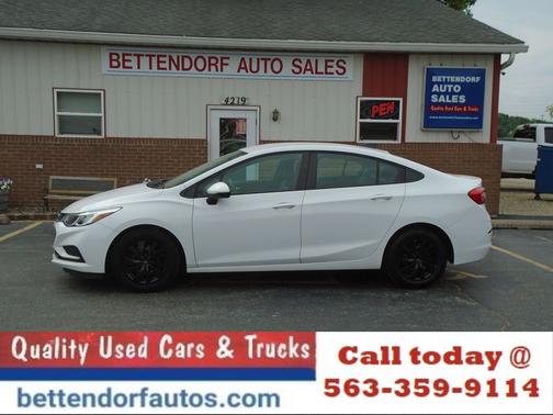 Summit White 2018 Chevrolet Cruze LS