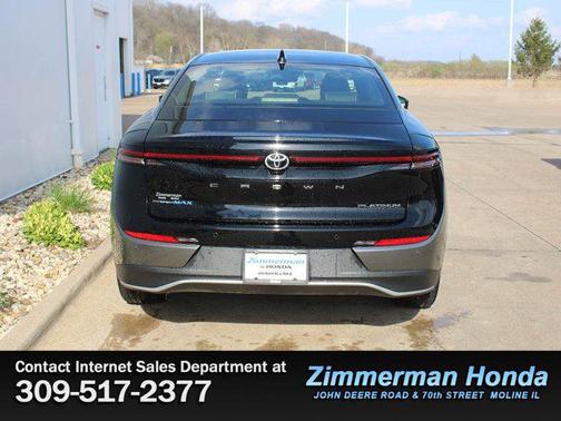 2023 Toyota Crown Platinum