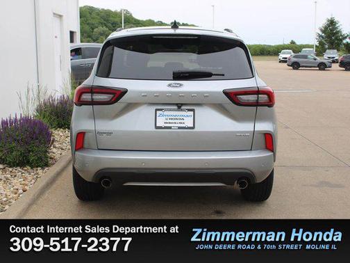 Iconic Silver Metallic 2023 Ford Escape ST-Line